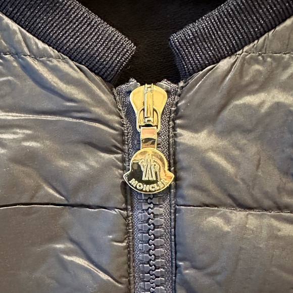 Moncler Full Zip Puffer front stripe trim jackets size 12 kids - Picture 5 of 8
